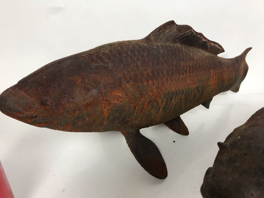 JUST ADDED - Pair Of Metal Koi Fish Garden Statuary 20L X 8H [Photo 5]