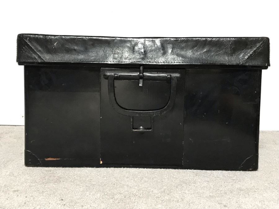 JUST ADDED - Vintage Black Lacquer Wooden Asian Chest 26W X 17D X 14H [Photo 3]