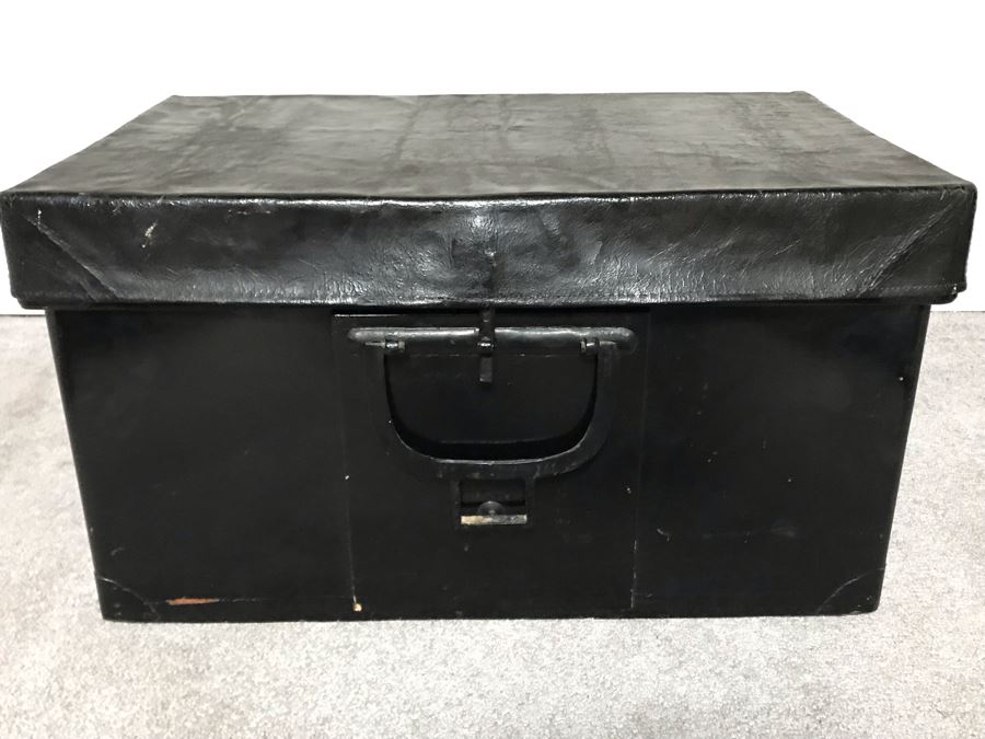 JUST ADDED - Vintage Black Lacquer Wooden Asian Chest 26W X 17D X 14H [Photo 2]