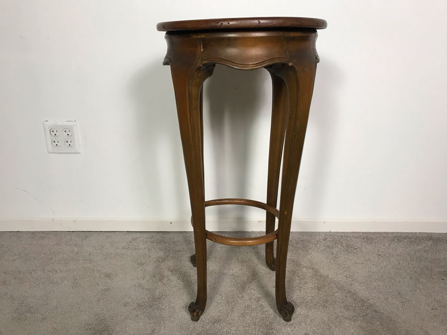 JUST ADDED - Vintage Wooden Barstool Fern Stand 30.5H X 16R [Photo 2]