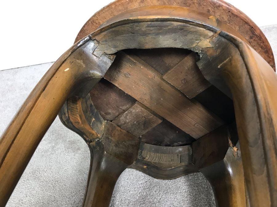 JUST ADDED - Vintage Wooden Barstool Fern Stand 30.5H X 16R [Photo 8]