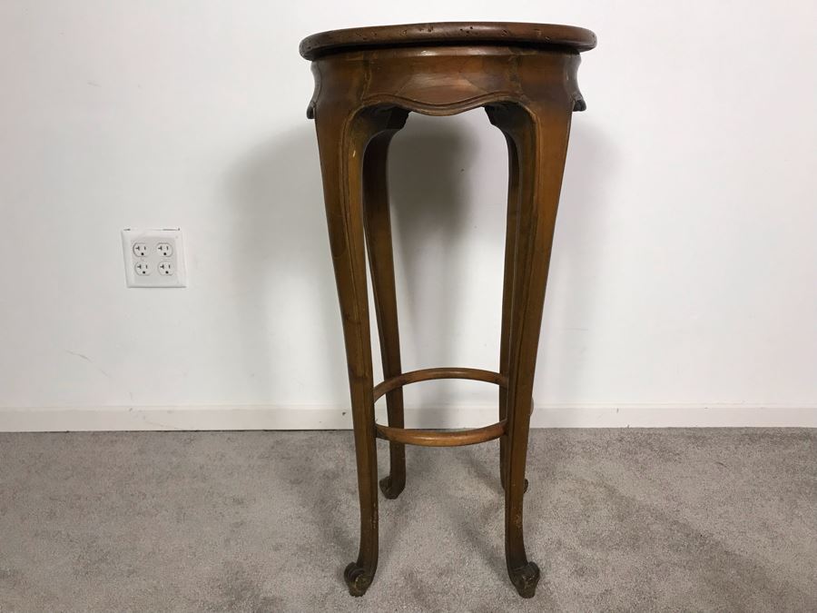 JUST ADDED - Vintage Wooden Barstool Fern Stand 30.5H X 16R [Photo 7]