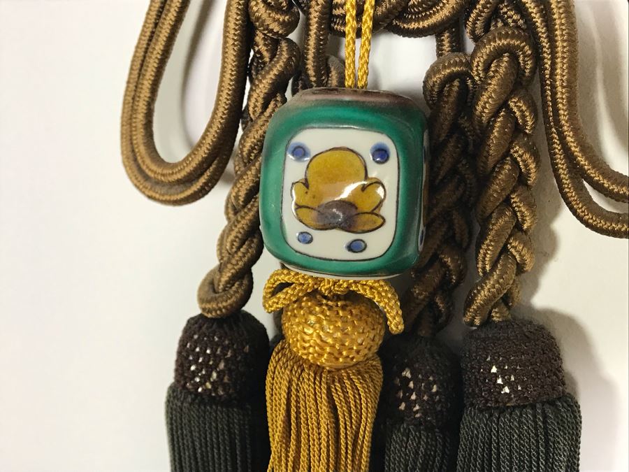 JUST ADDED - Vintage Chinese Knot Wall Hanging With Pair Of Painted Porcelain Scroll Weights 38L [Photo 5]