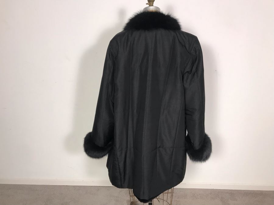St. John Coats Silk Outer Shell Jacket With Genuine Rabbit Lining / Fox Fur Trim Size M [Photo 5]