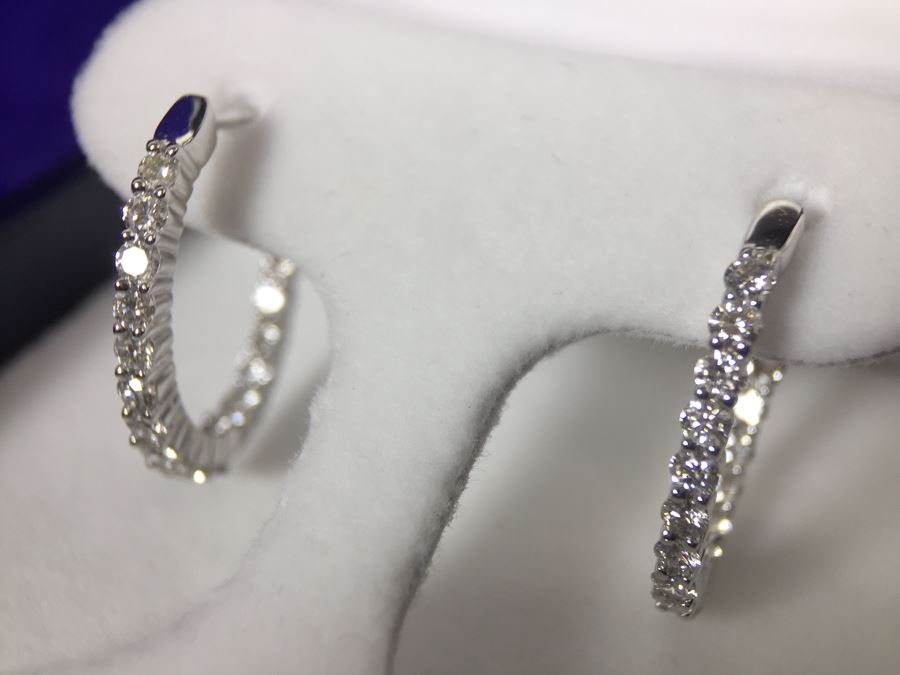 14K White Gold Diamond Hoops Earrings Apx 1.0 Total Carat Weight In Diamonds 3.7g Si-2 To I-1 Appraised Fair Market Value $800 [Photo 17]