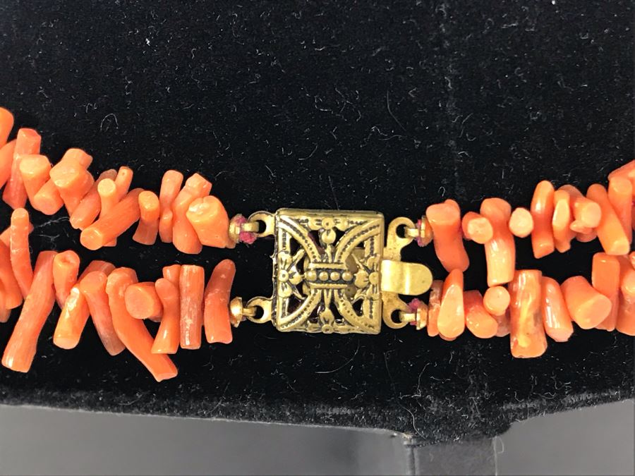 Vintage Coral Double Strand Choker Necklace [Photo 6]