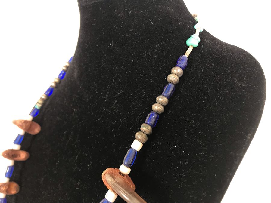 Sterling Silver, Turquoise, Shell, (14) Bear Claws Necklace [Photo 6]