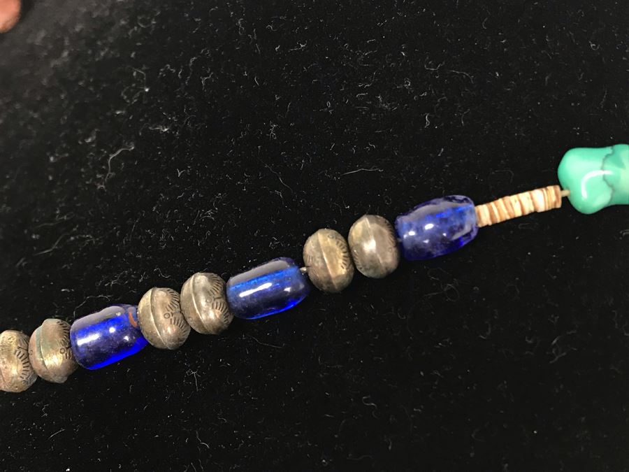 Sterling Silver, Turquoise, Shell, (14) Bear Claws Necklace [Photo 10]