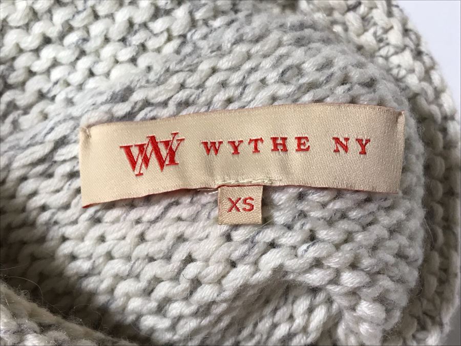 Wythe NY 100% Cashmere Sweater Size XS [Photo 6]