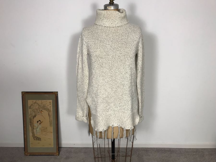 Wythe NY 100% Cashmere Sweater Size XS [Photo 3]