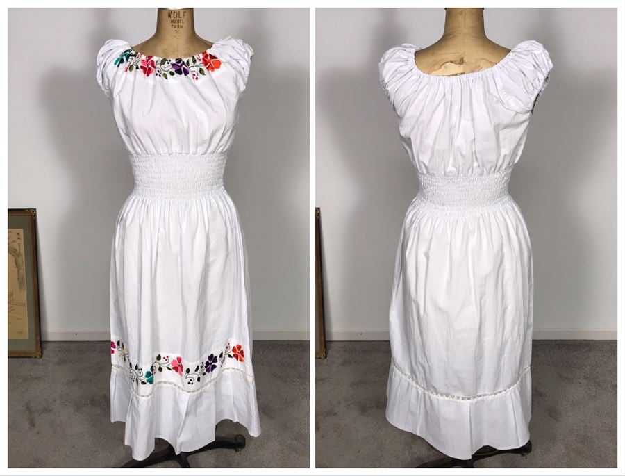 Vintage White Embroidered Dress [Photo 1]