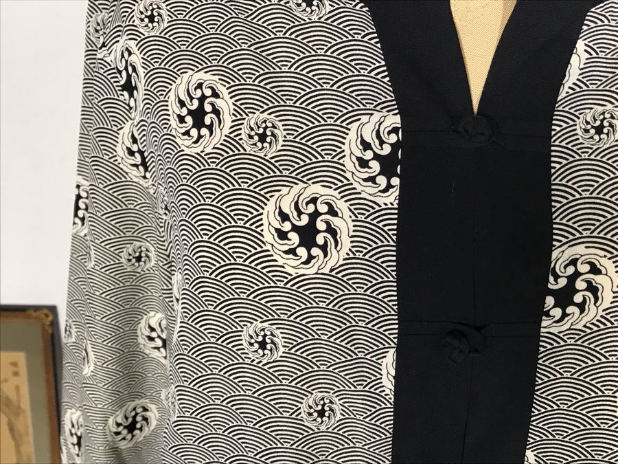 Namba Silk Outfit Jacket And Pants Size S [Photo 3]