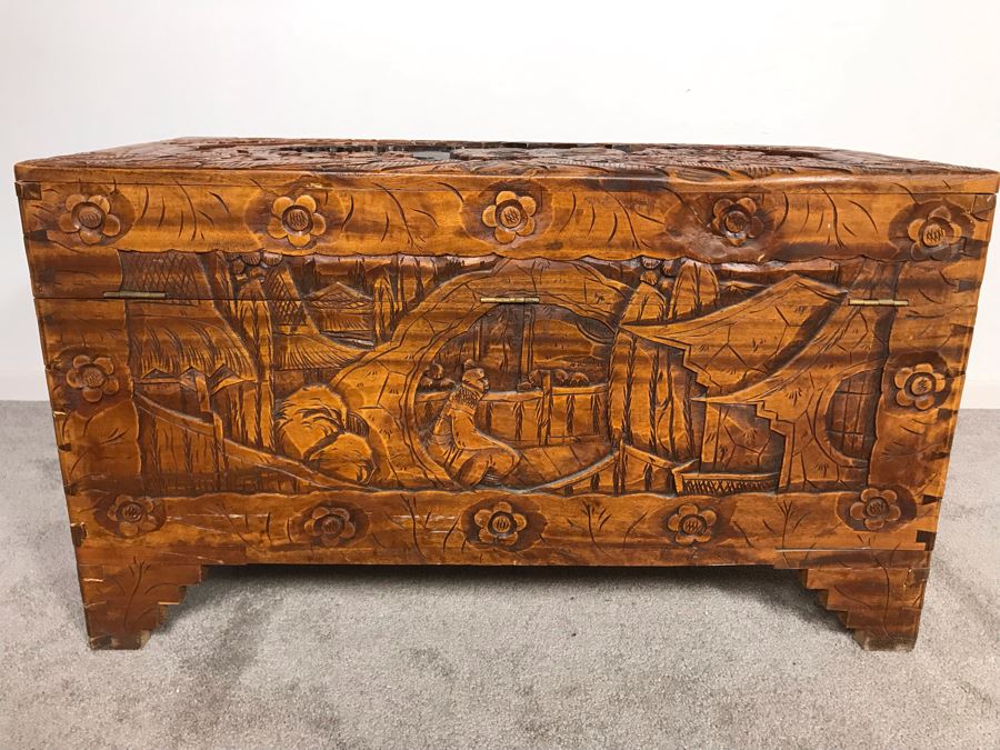 Relied Carved Chinese Trunk Floral Bird Motif By Hip Hing & Co [Photo 11]