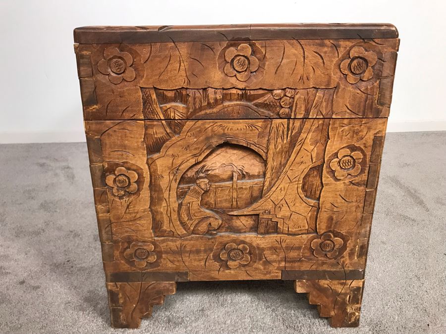 Relied Carved Chinese Trunk Floral Bird Motif By Hip Hing & Co [Photo 10]