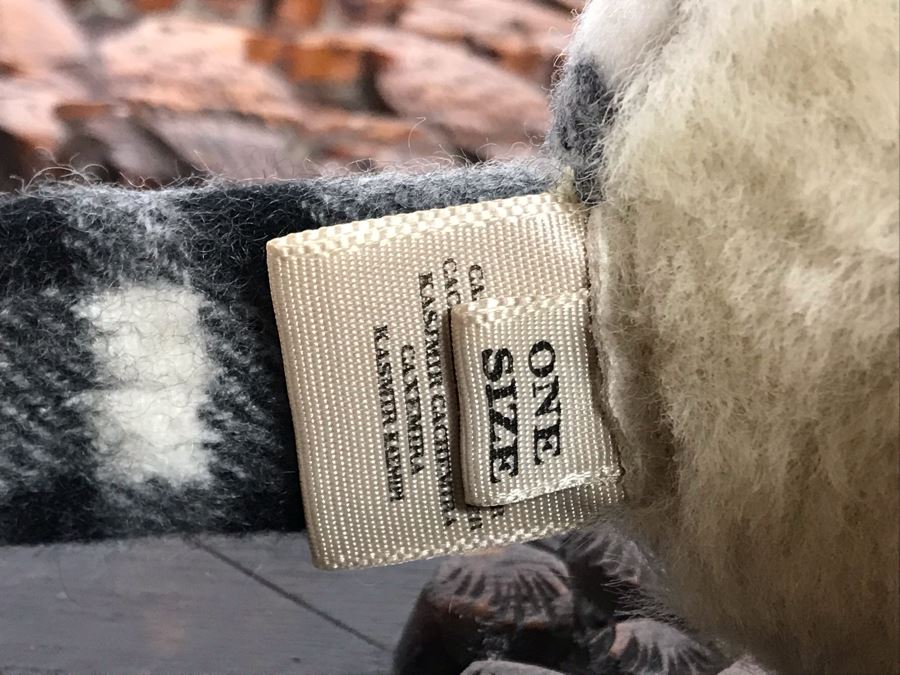 Burberry London Earmuffs [Photo 5]