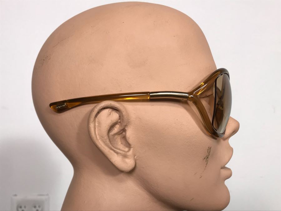 Tom Ford Sunglasses With Tom Ford Case [Photo 8]