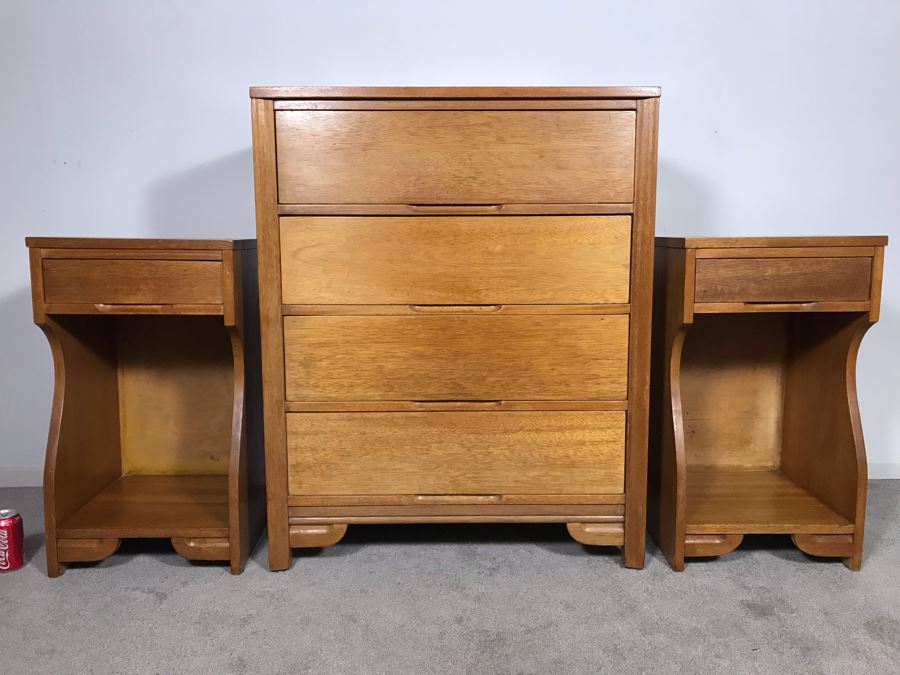 Mid-Century Blonde Chest Of Drawers 4-Drawer Dresser (32W X 18.5D X 40H) With Pair Of Matching Nightstands (16W X 14D X 28H) (JUST ADDED) [Photo 1]