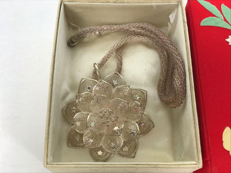 Vintage Gump's San Francisco Silver Filigree Necklace With Silver Filigree Flower Pendant With Stars Presented In Japanese Box (JUST ADDED) [Photo 3]