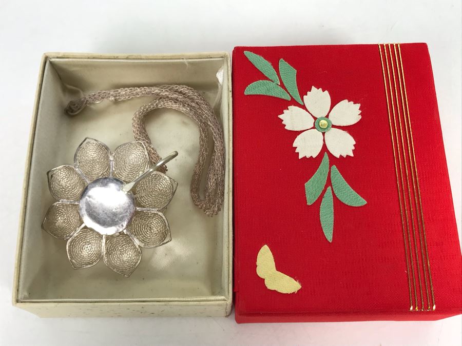 Vintage Gump's San Francisco Silver Filigree Necklace With Silver Filigree Flower Pendant With Stars Presented In Japanese Box (JUST ADDED) [Photo 2]