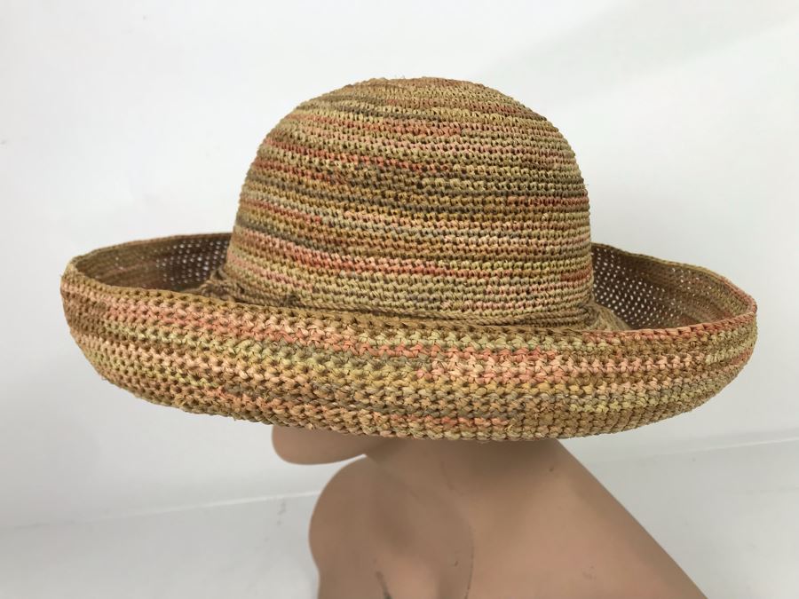 Helen Kaminski 100% Raffia Hat Retails $250 (JUST ADDED) [Photo 3]