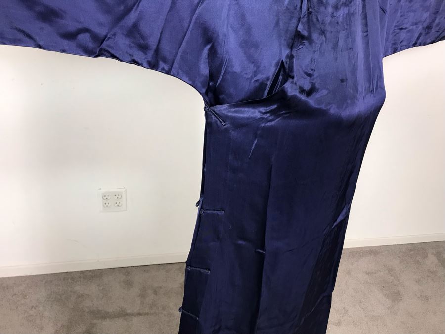 Vintage Navy Blue Silk Kimono Robe Buttons On Side (JUST ADDED) [Photo 10]