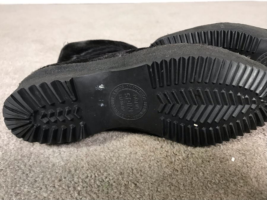 Vintage Henke Fur Winter Boots Made In Switzerland (No Size Marking - Size Should Be Similar To Other Shoes In Sale) (JUST ADDED) [Photo 9]