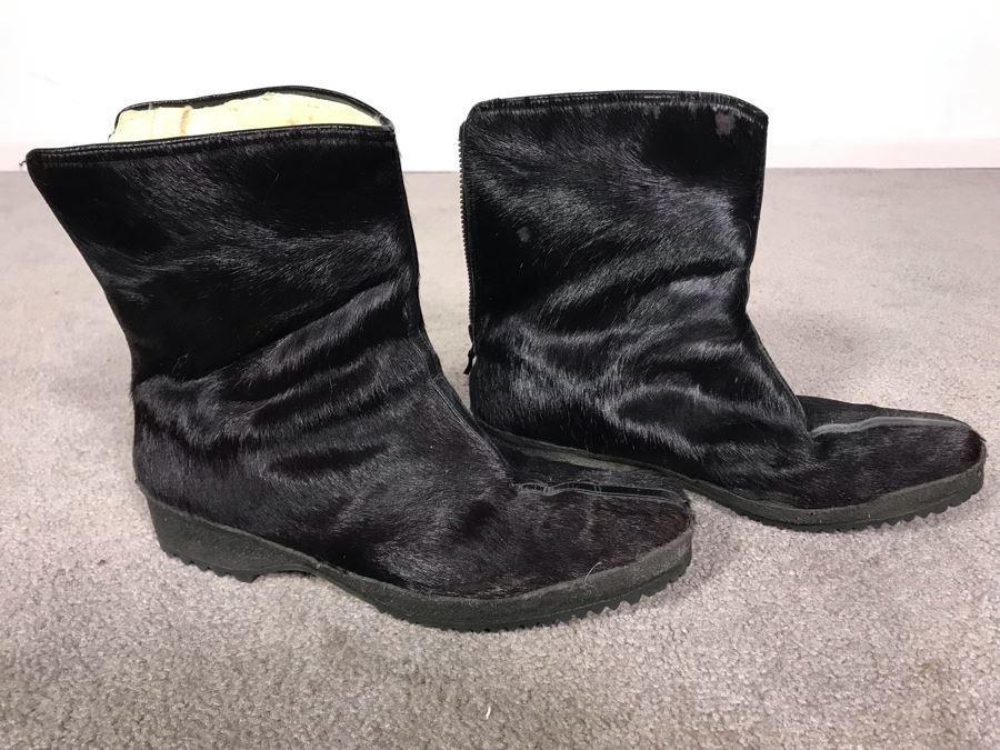 Vintage Henke Fur Winter Boots Made In Switzerland (No Size Marking - Size Should Be Similar To Other Shoes In Sale) (JUST ADDED) [Photo 3]