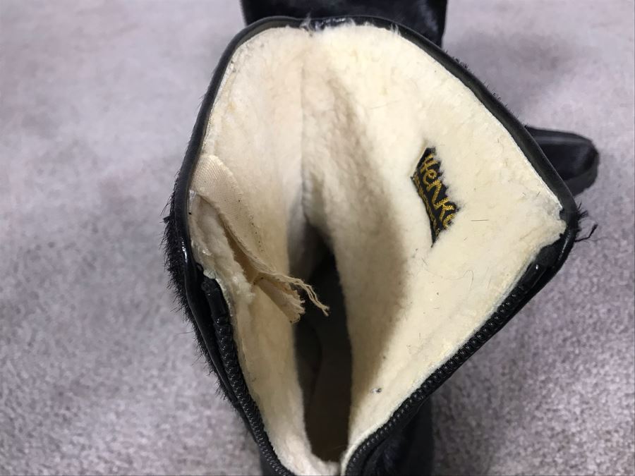 Vintage Henke Fur Winter Boots Made In Switzerland (No Size Marking - Size Should Be Similar To Other Shoes In Sale) (JUST ADDED) [Photo 8]