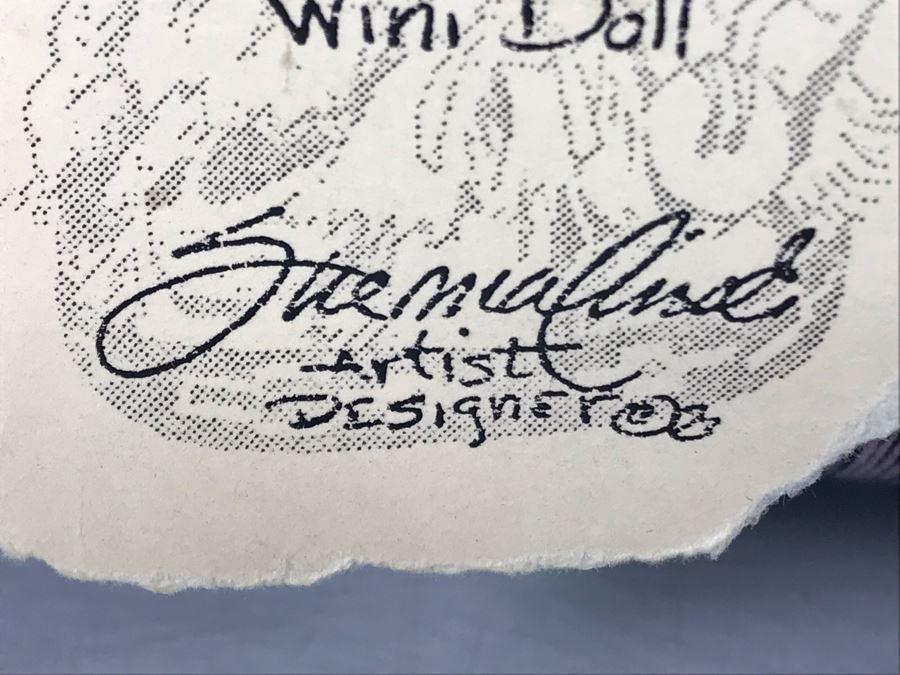 Signed Native American (Navajo) Wini Doll by Sue Malinski Handmade 16W X 9D X 16H (JUST ADDED) [Photo 5]