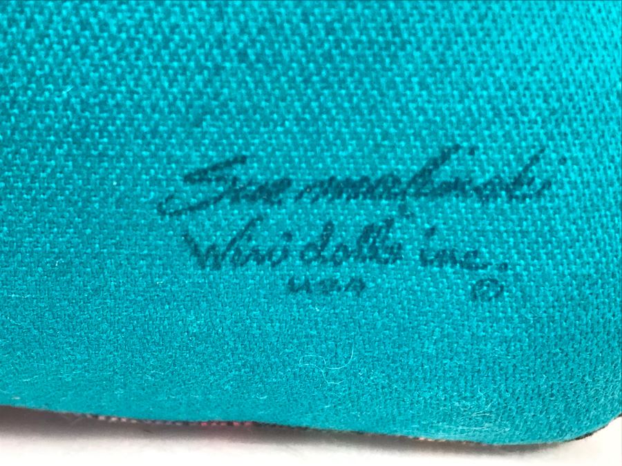 Signed Native American (Navajo) Wini Doll by Sue Malinski Handmade 16W X 9D X 16H (JUST ADDED) [Photo 14]