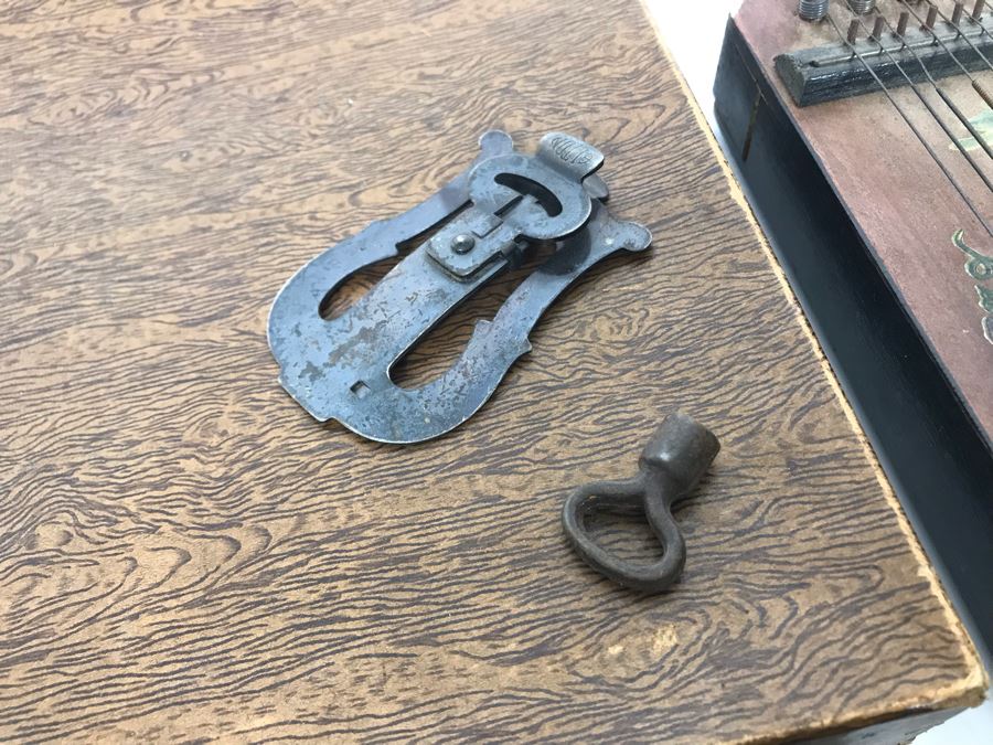 Old German Guitarr-Zither With Zither Sheet Music - Working But See Photos For Wood Cracking Due To String Tension (JUST ADDED) [Photo 7]