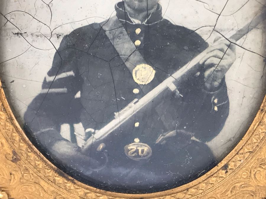 Civil War Era Soldier Old Daguerreotype Photograph With Ornate Case 3.25 X 3.75 (JUST ADDED) [Photo 6]