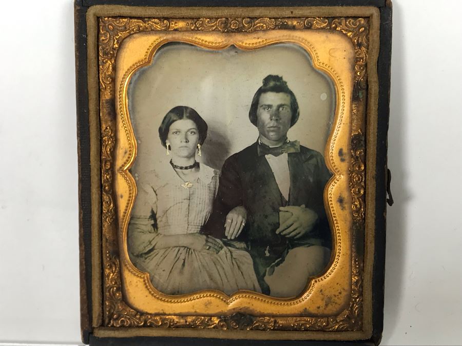 美品　The Glory of Water: Daguerreotypes LAGERFELD, Karl. The Glory of Water: Daguerreotypes. - Cult