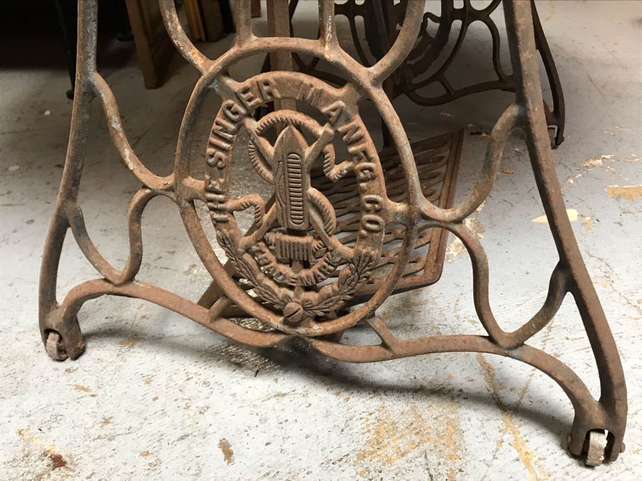 Antique Singer Cast Iron Base Table With Round Marble Top 36R X 29H (JUST ADDED) [Photo 9]