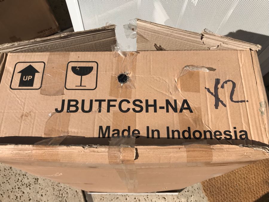 Set Of (2) New In Box Justina Uttan Folding Chairs Natural Color Retails $740 [Photo 9]