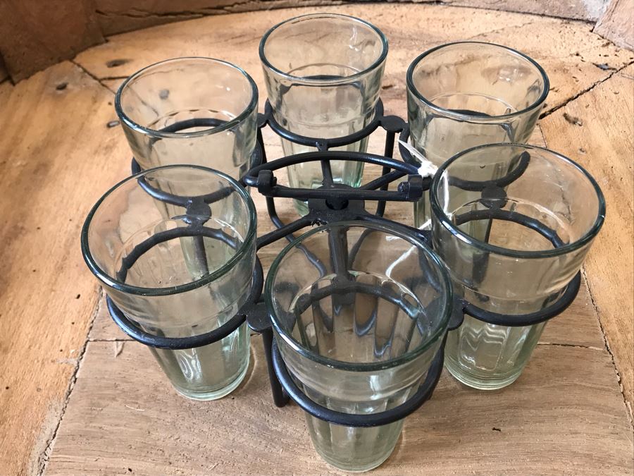 Dhaba Metal Glass Holder Portable Carrying Handle With (6) Glasses Retails $62 [Photo 3]