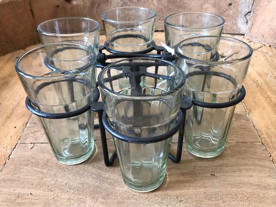Dhaba Metal Glass Holder Portable Carrying Handle With (6) Glasses Retails $62