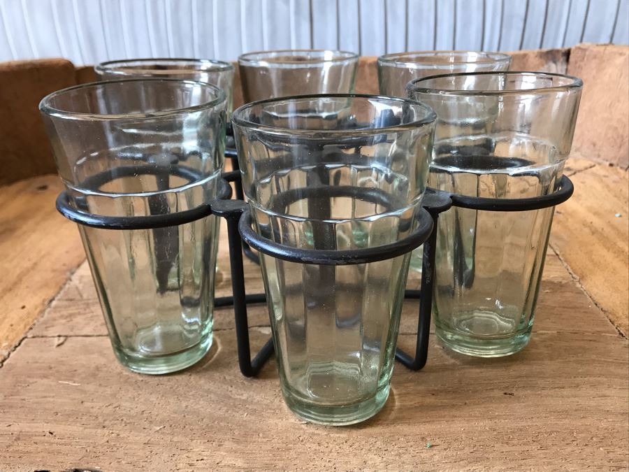 Dhaba Metal Glass Holder Portable Carrying Handle With (6) Glasses Retails $62 [Photo 2]