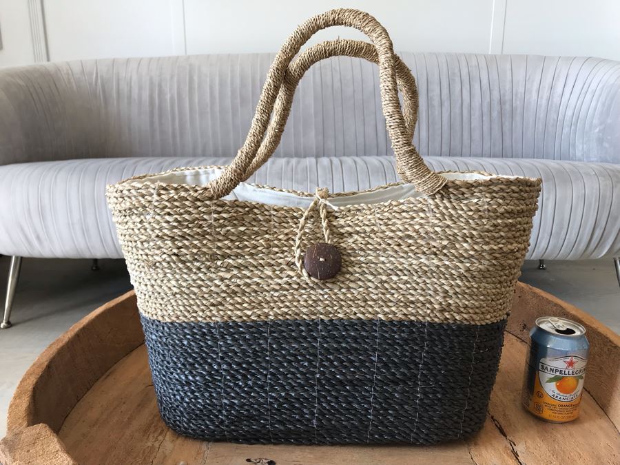 Bali Beach Basket Handbag 21W Retails $78 [Photo 2]