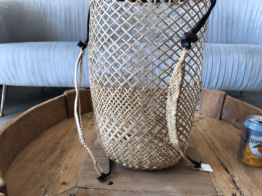 Fish Net Backpack Retails $68 [Photo 5]