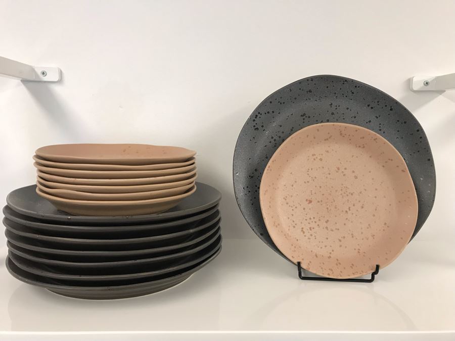 (8) B&B Grey Dinner Plates And (8) B&B Salmon Salad Plates Retails $336 [Photo 2]