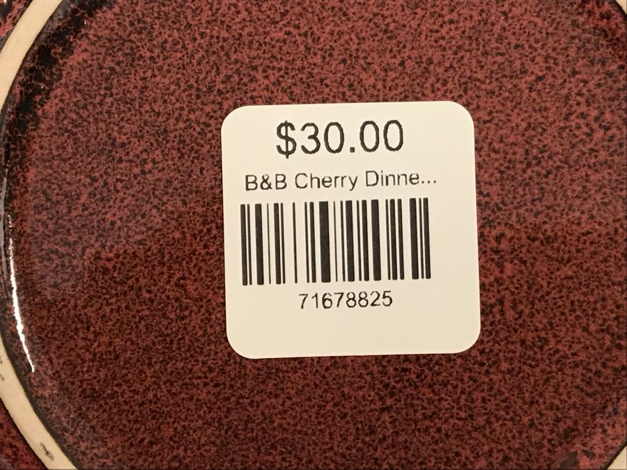 Set Of (8) B&B Cherry 10.5' Dinner Plates $240 [Photo 7]