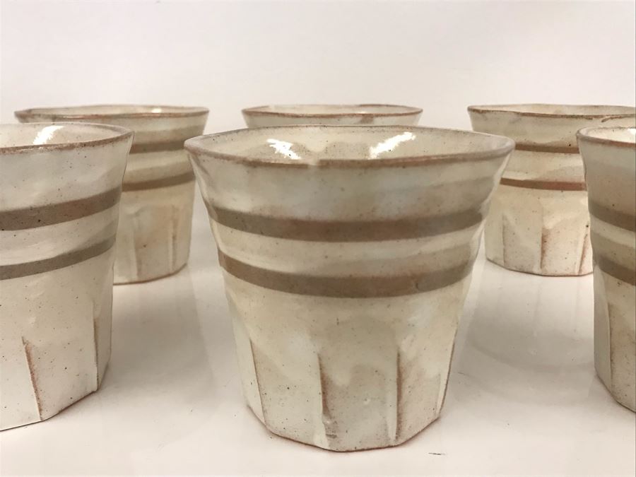 Set Of (8) B&B Ceramic Mugs Retails $128 [Photo 3]