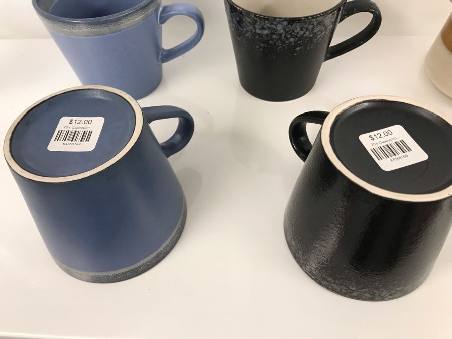 (4) 70s Coffee Cups And (2) 70s Creamers Retails $98 [Photo 9]