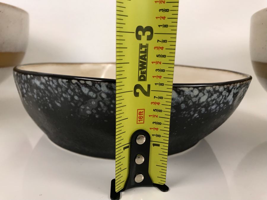 Pair Of Large 70s 9R Bowls By HK Living And 70s Pasta 7R Bowl By HK Living Retails $114 [Photo 14]