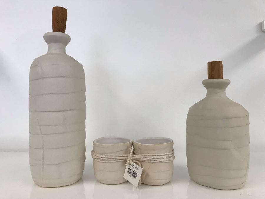 Pair Of Japanese Sake Bottles And Pair Of Japanese Sake Cups Retails $98 [Photo 2]
