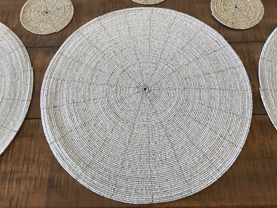 (6) Hand Beaded Placemats 13.5R And (11) Drink Coasters 4R [Photo 4]