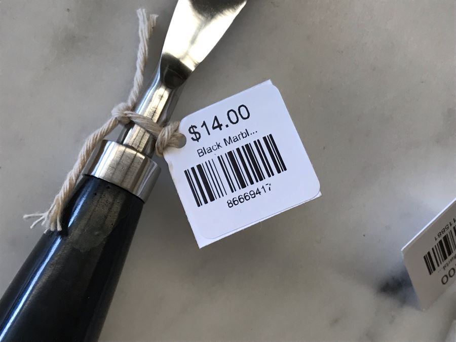 White Stone With Brass Inlay Cheese Board With Black And White Marble Cheese Knives Retails $98 [Photo 7]