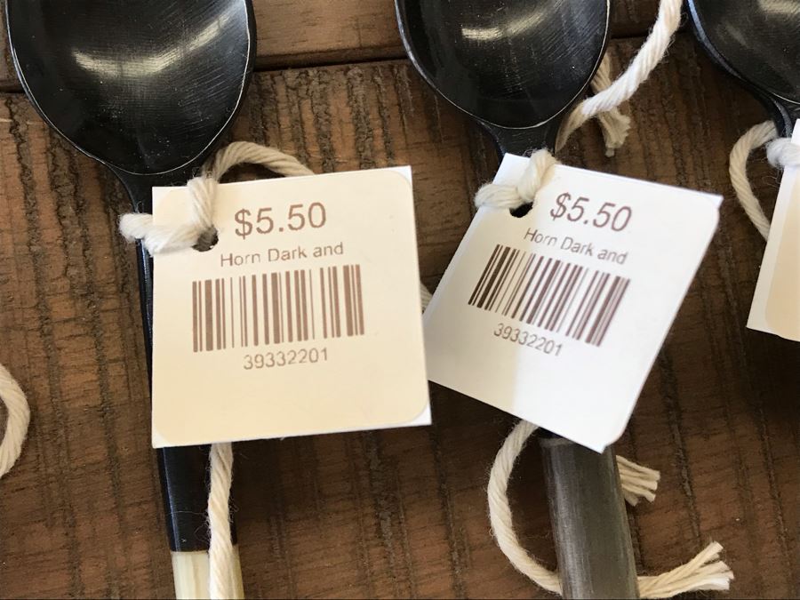 Set Of (4) Japanese Teaspoons And (5) Horn Handle Spoons Retails $52 [Photo 8]