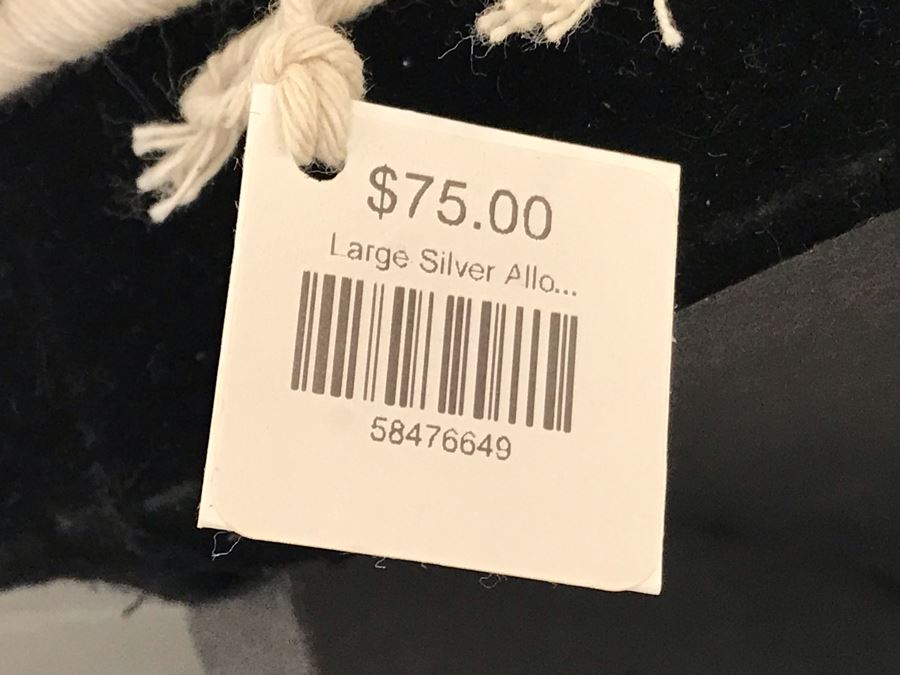 Large Silver Alloy Necklace Retails $70 [Photo 6]